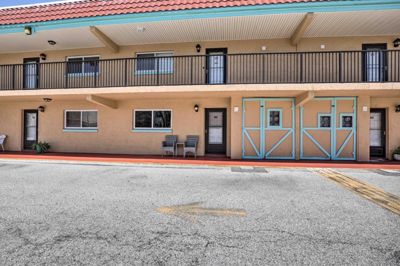 St Augustine Getaway With Porch 1 Block To Beach! Saint Augustine Exterior foto